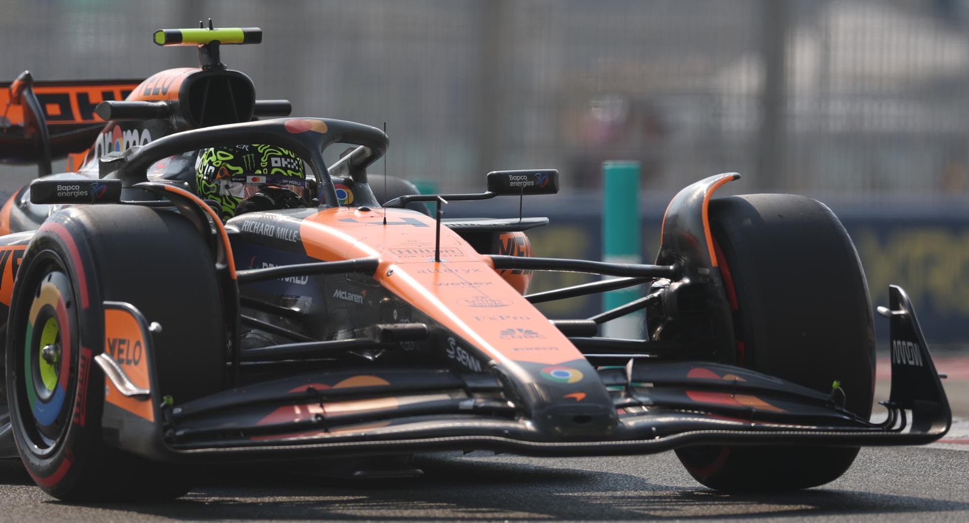 Los McLaren dominan el segundo libre del GP de Abu Dabi; ‘Checo’ Pérez quedó en el lugar 14