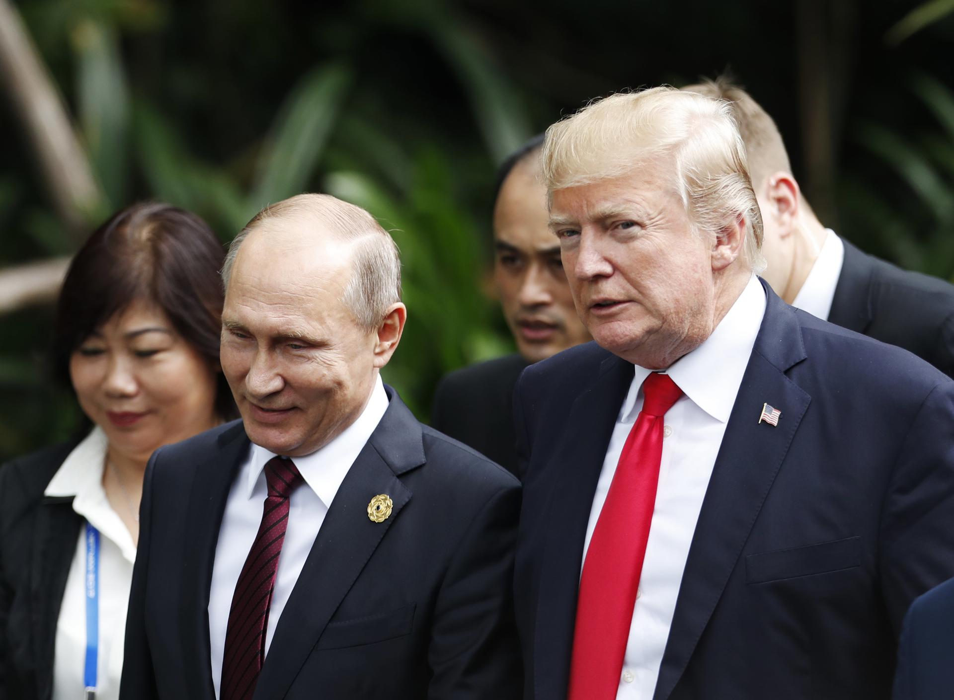 Trump asegura que Putin le pidió una reunión lo antes posible