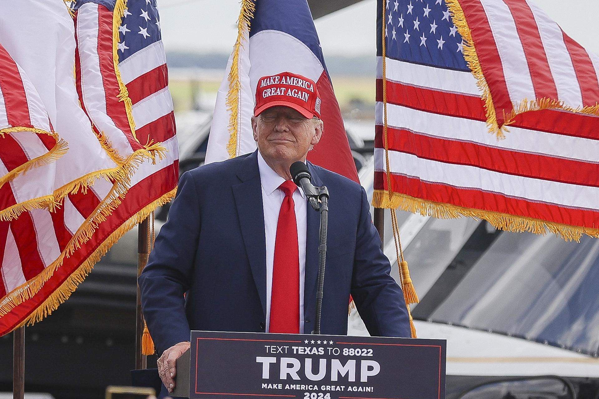 Grandes donantes de Trump emplean a mexicanos sin visado de trabajo, según The Guardian